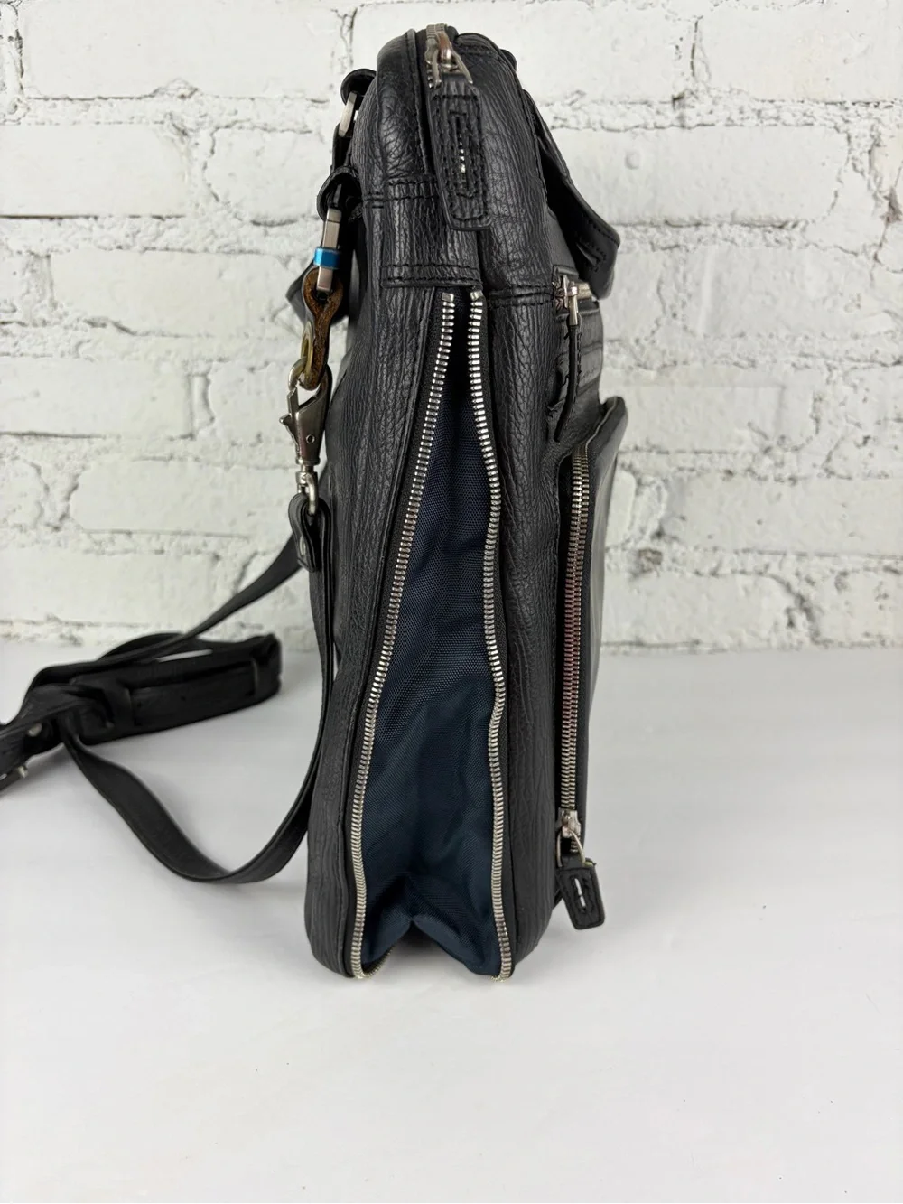 Piquadro Black Leather Vertical Briefcase Laptop Sleeve Travel Bag
